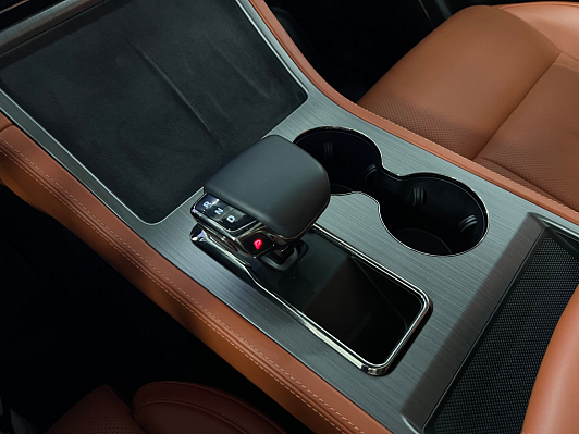 Polar Stone (Jishi) 01 Exclusive (6 seats), 2023 года, пробег 34615 км