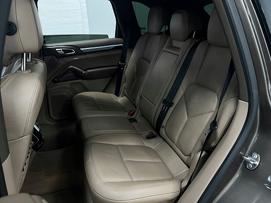Porsche Cayenne, 2013 года, пробег 273288 км